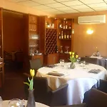 Logis Le Relais Du Serre 2*