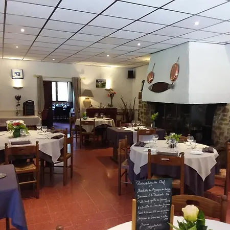 Logis Le Relais Du Serre מלון 2*