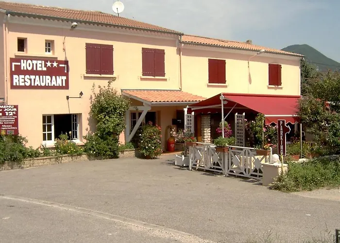 Hotel Logis Le Relais Du Serre Dieulefit